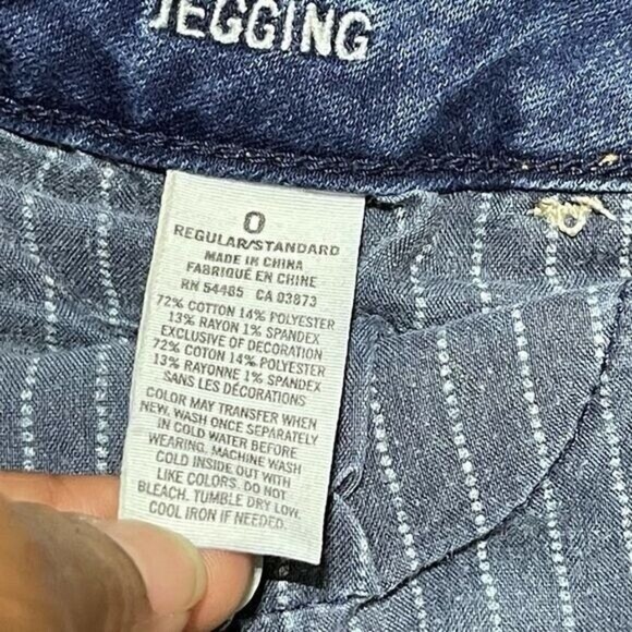 American Eagle Sz 0 Women Jeans Super Stretch Blue distressed - Picture 12 of 12